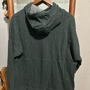 Women’s Carhartt sweatshirt